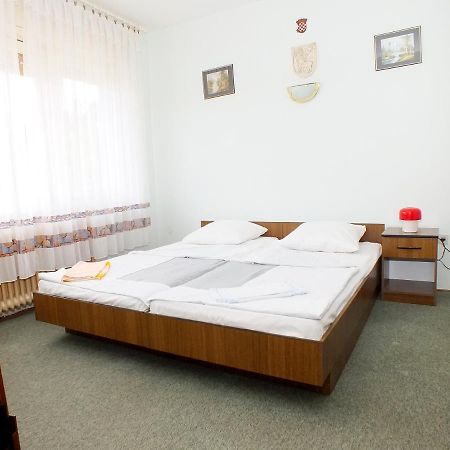 Biba Rooms Karlovac Εξωτερικό φωτογραφία